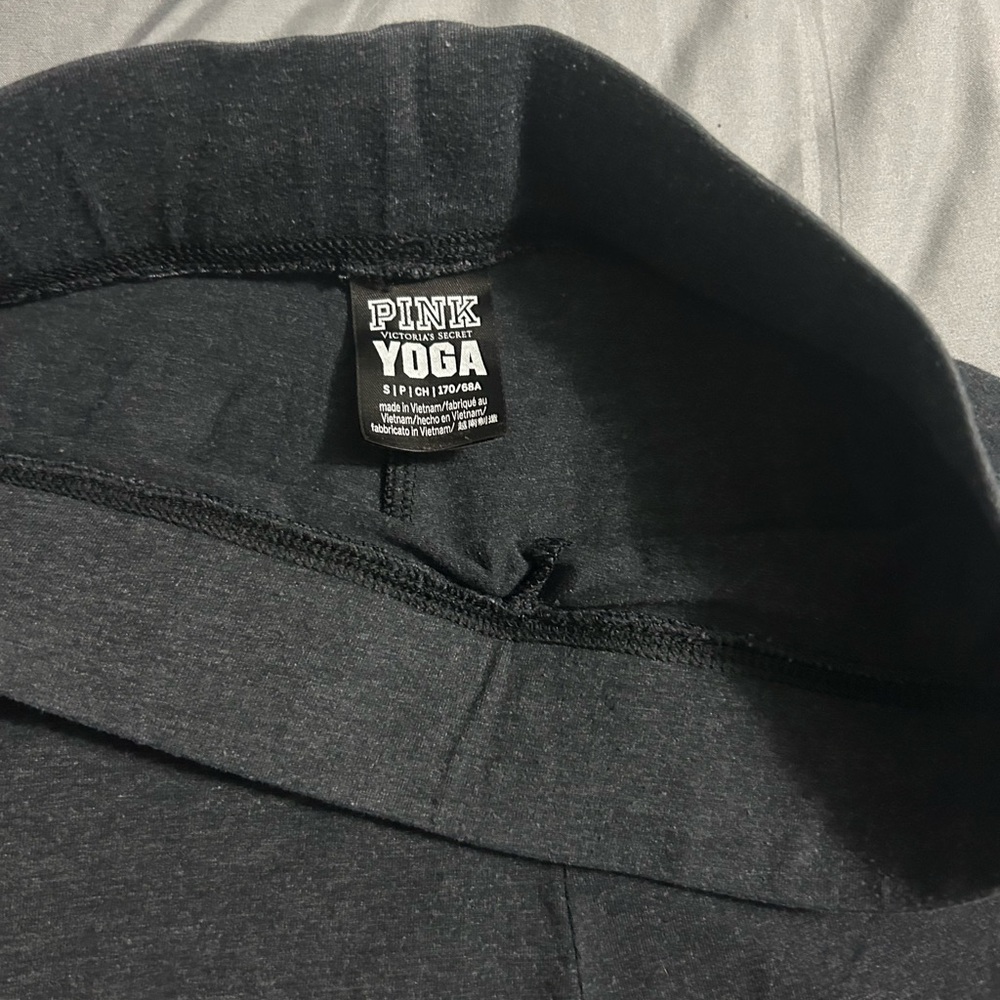 PINK Yoga Leggings